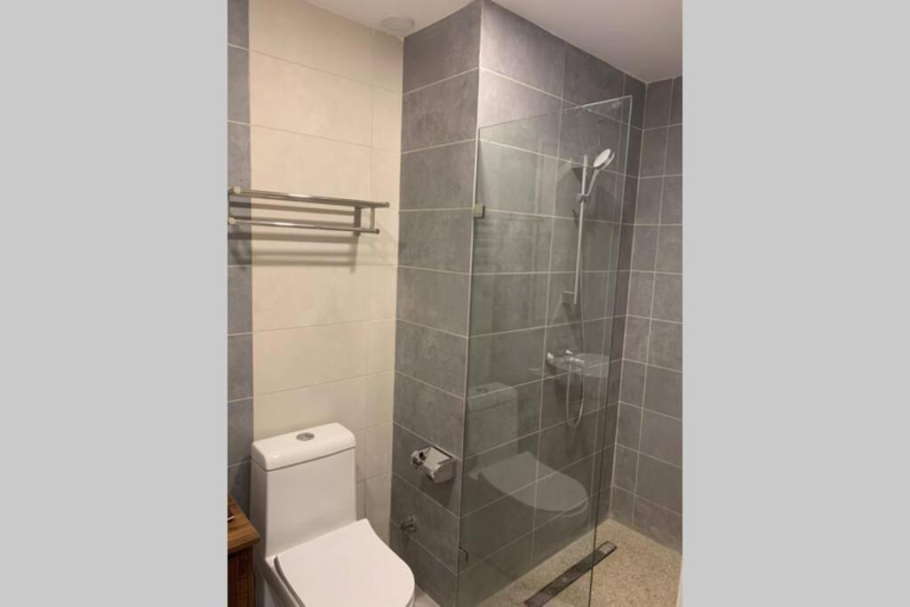Forest View Luxury Apartment In 3Mins Walk To Beach Pool View Wifi Kololi Eksteriør billede